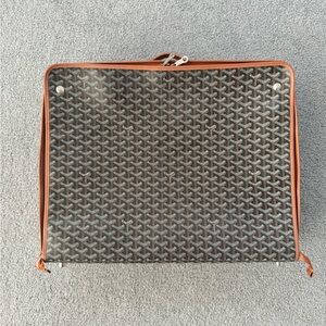 Goyard Caravelle Folding Travel Suitcase in Excellent Condition